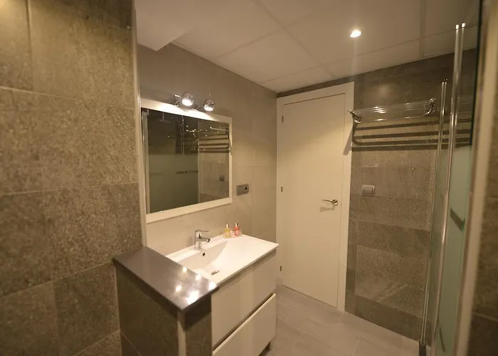 Victoria Apartment *